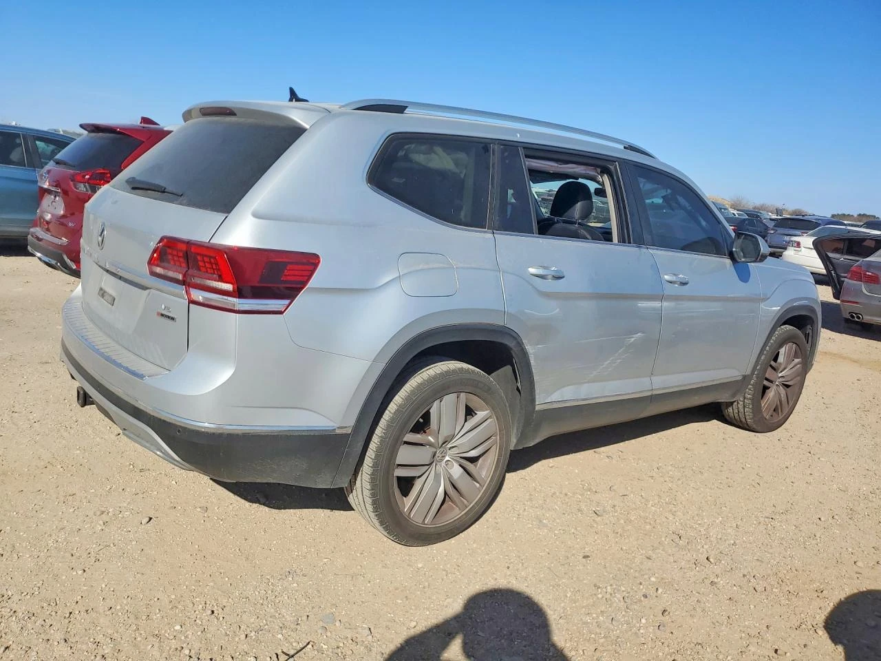 VW Atlas 3.6l Volkswagen Sel, снимка 3 - Автомобили и джипове - 54008478