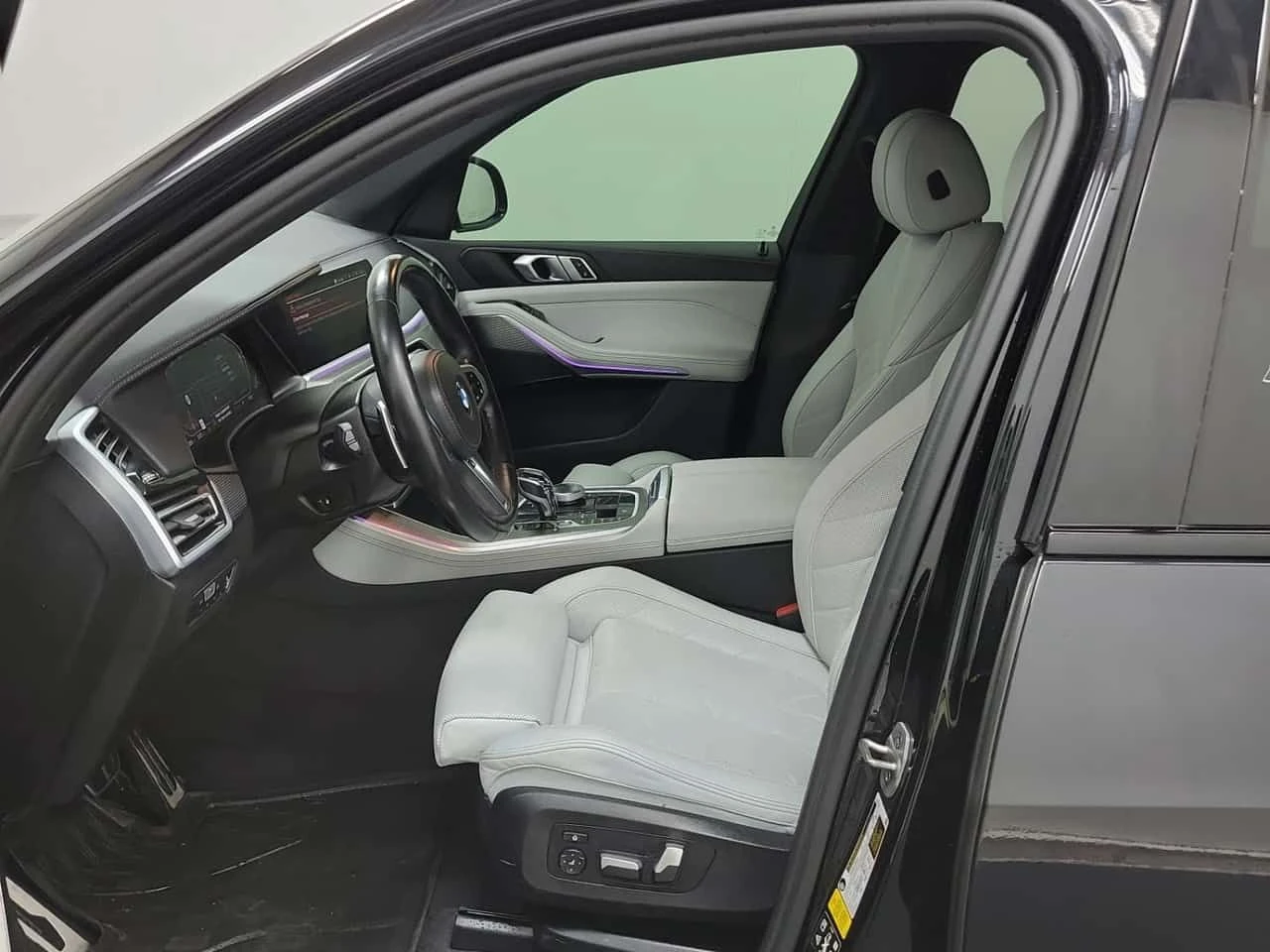 BMW X5 XDRIVE40I* HARMAN KARDON* PANO* 2 КЛЮЧА* HUD* 360, снимка 5 - Автомобили и джипове - 54348759