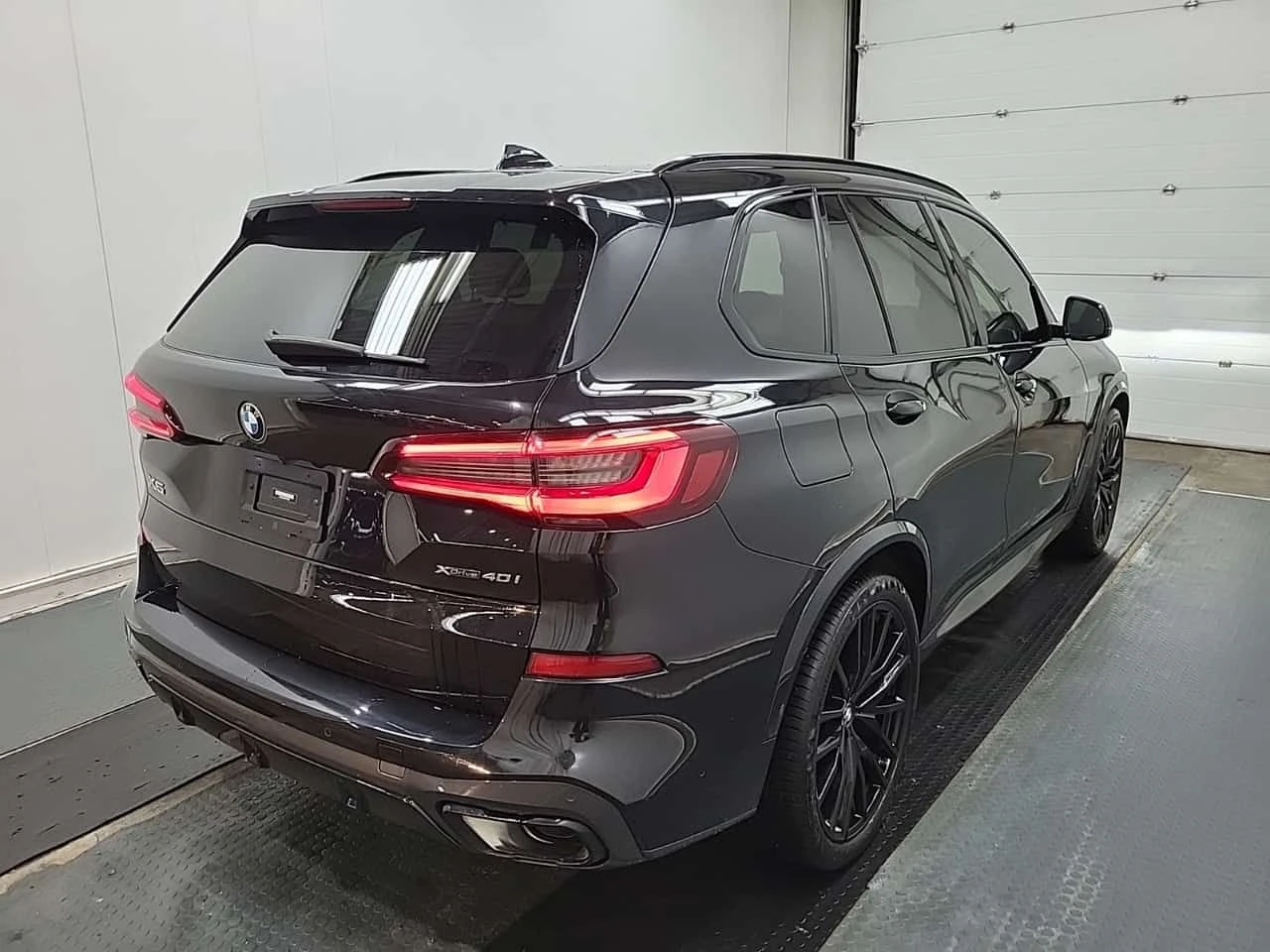 BMW X5 XDRIVE40I* HARMAN KARDON* PANO* 2 КЛЮЧА* HUD* 360, снимка 3 - Автомобили и джипове - 54348759