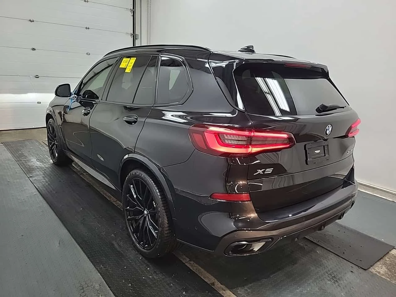 BMW X5 XDRIVE40I* HARMAN KARDON* PANO* 2 КЛЮЧА* HUD* 360, снимка 4 - Автомобили и джипове - 54348759