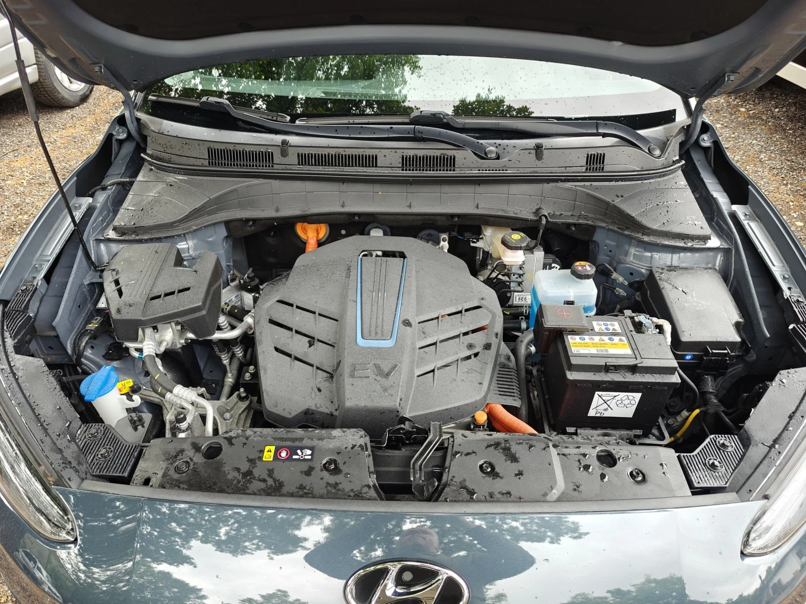 Hyundai Kona 64 KWH, снимка 15 - Автомобили и джипове - 54642508