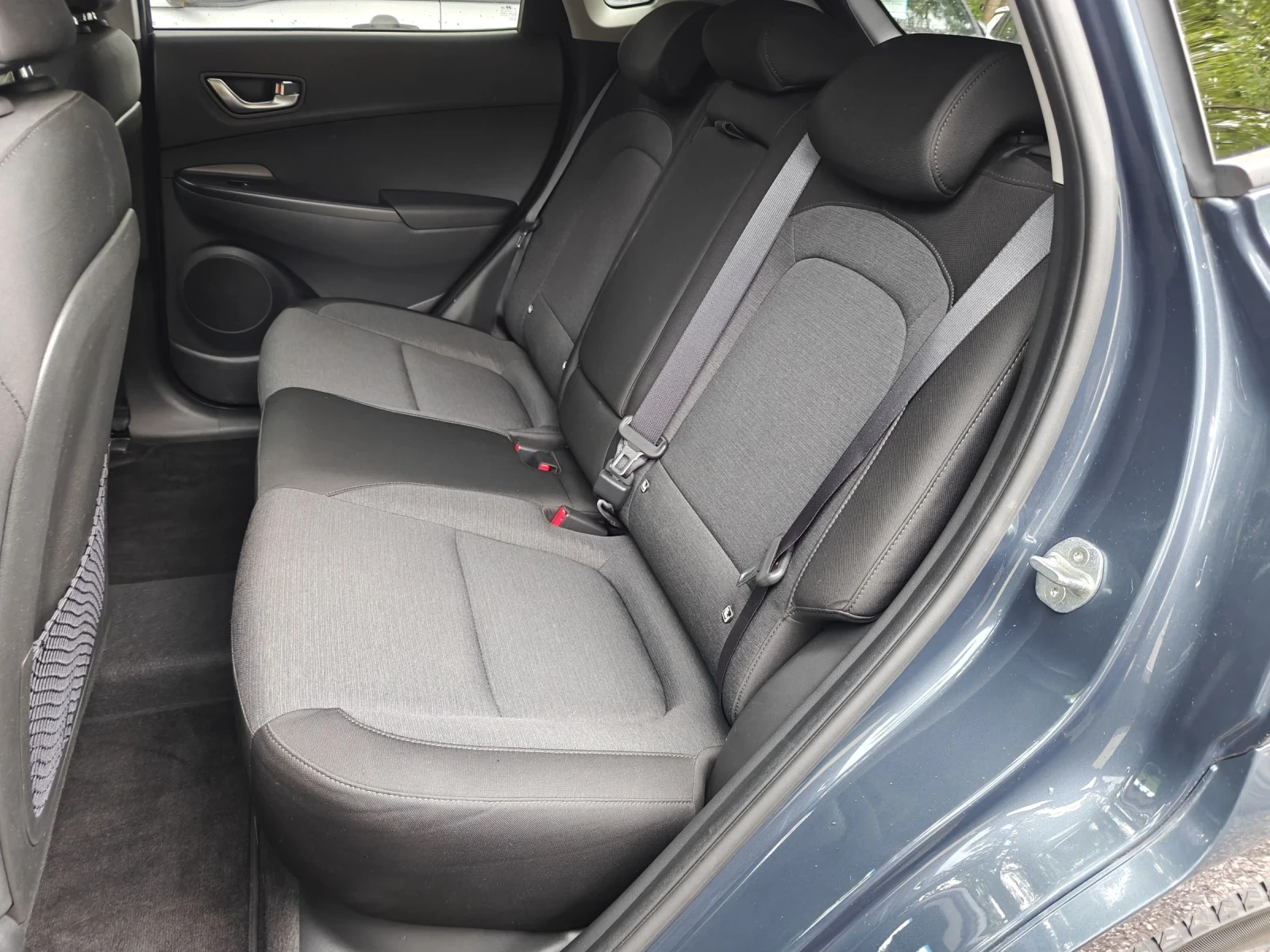Hyundai Kona 64 KWH, снимка 10 - Автомобили и джипове - 54642508