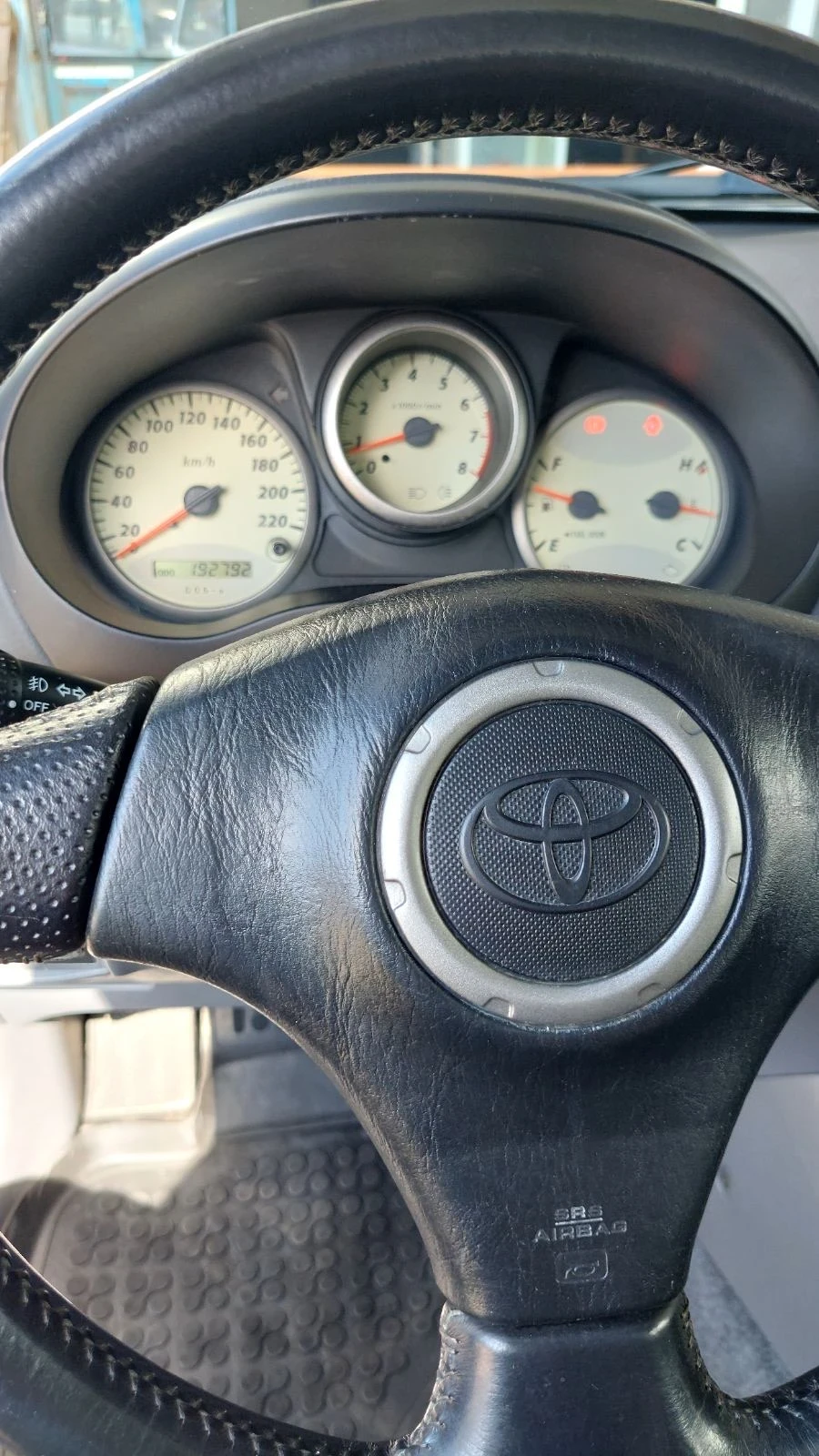Toyota Rav4 2.0i, снимка 5 - Автомобили и джипове - 56255099
