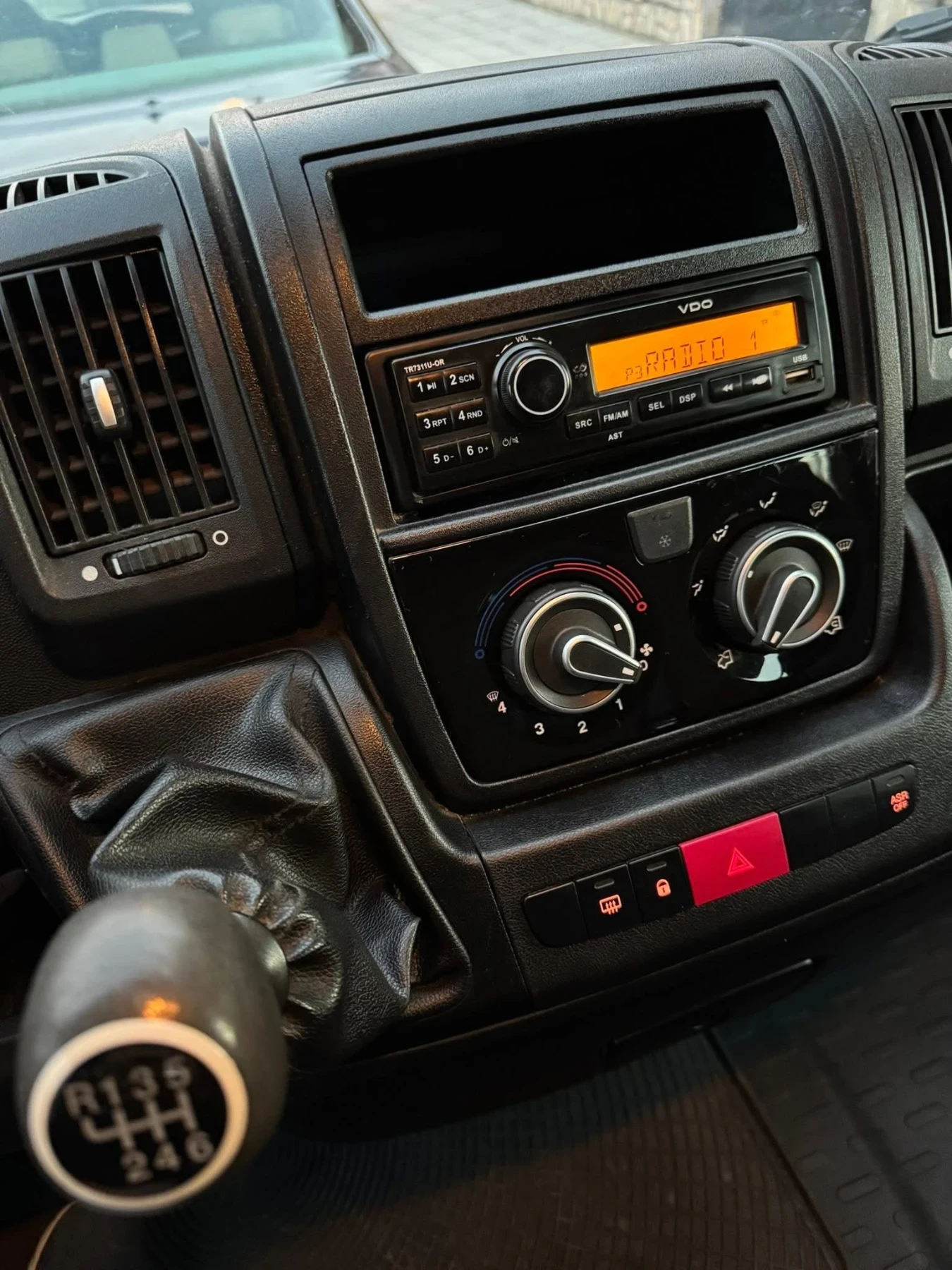 Citroen Jumper 7 местен Клима, снимка 9 - Бусове и автобуси - 54770809