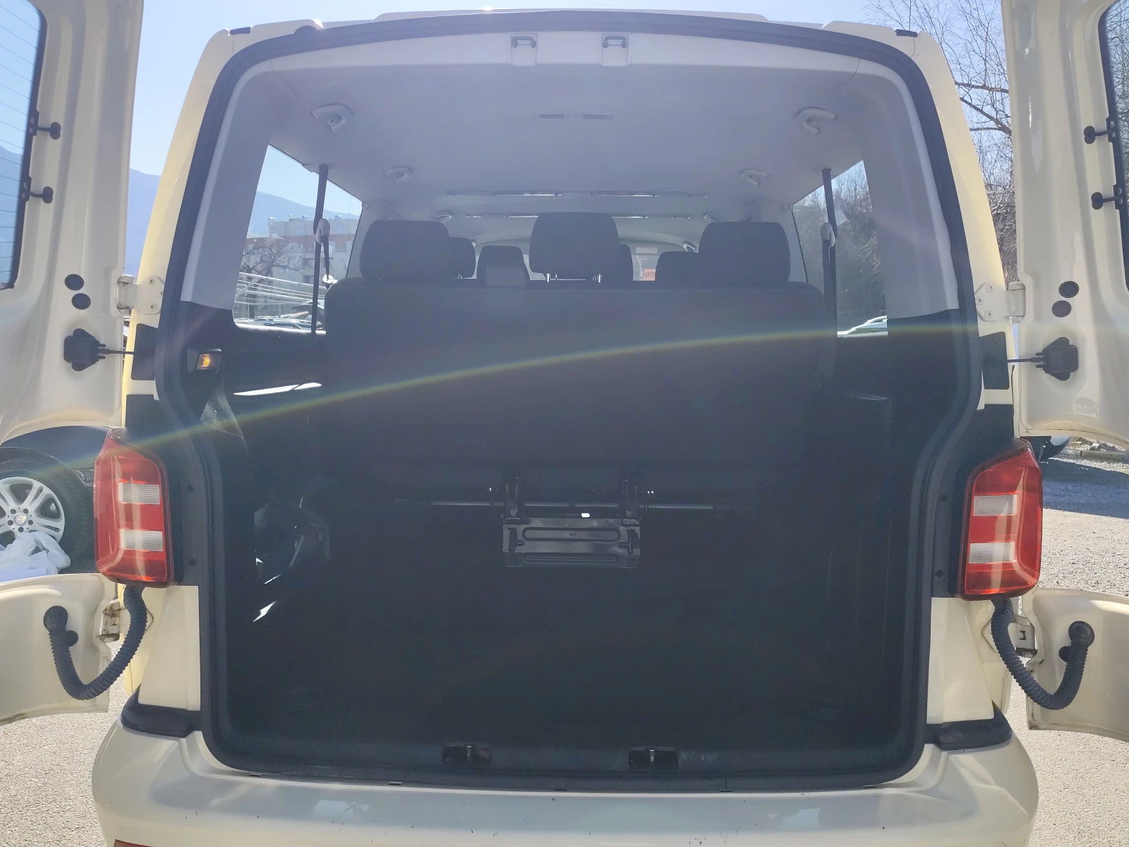 VW Caravelle 2.0TDi-150�.4MOTION* 9 MECTA* EURO6B* ���-������� | Mobile.bg � ����������� 14