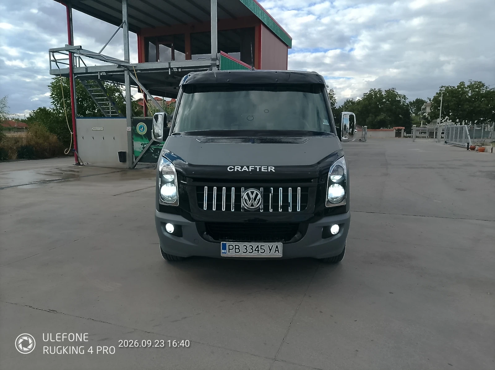 VW Crafter 2, 0  136, снимка 3 - Бусове и автобуси - 56205257