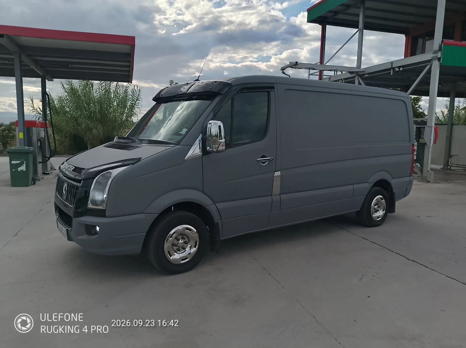 VW Crafter 2, 0  136, снимка 9 - Бусове и автобуси - 56205257