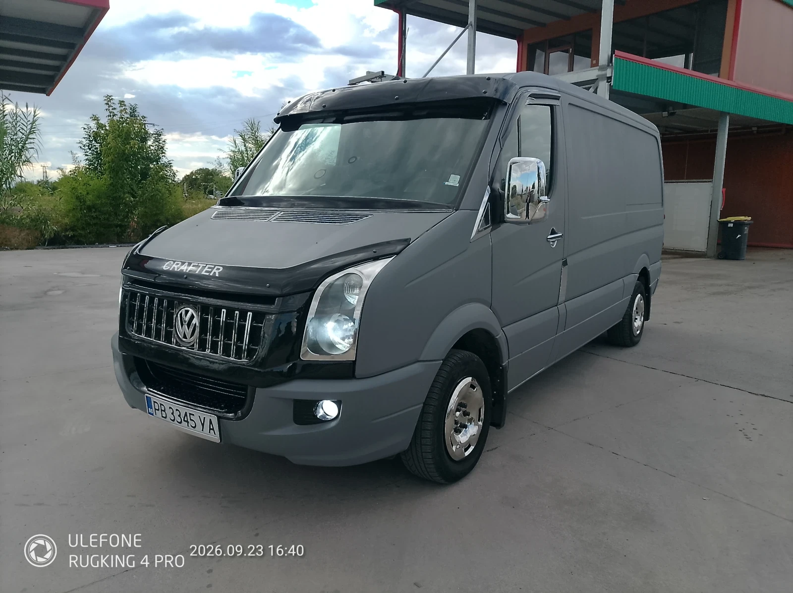 VW Crafter 2, 0  136, снимка 2 - Бусове и автобуси - 56205257