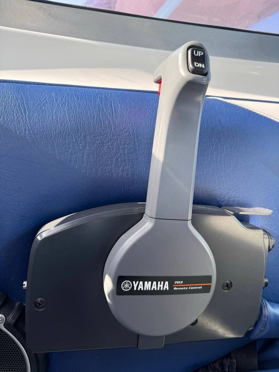    Falcor | Mobile.bg   13