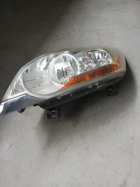 8V41-13W030-AE ляв фар Ford Kuga 2010г , снимка 2