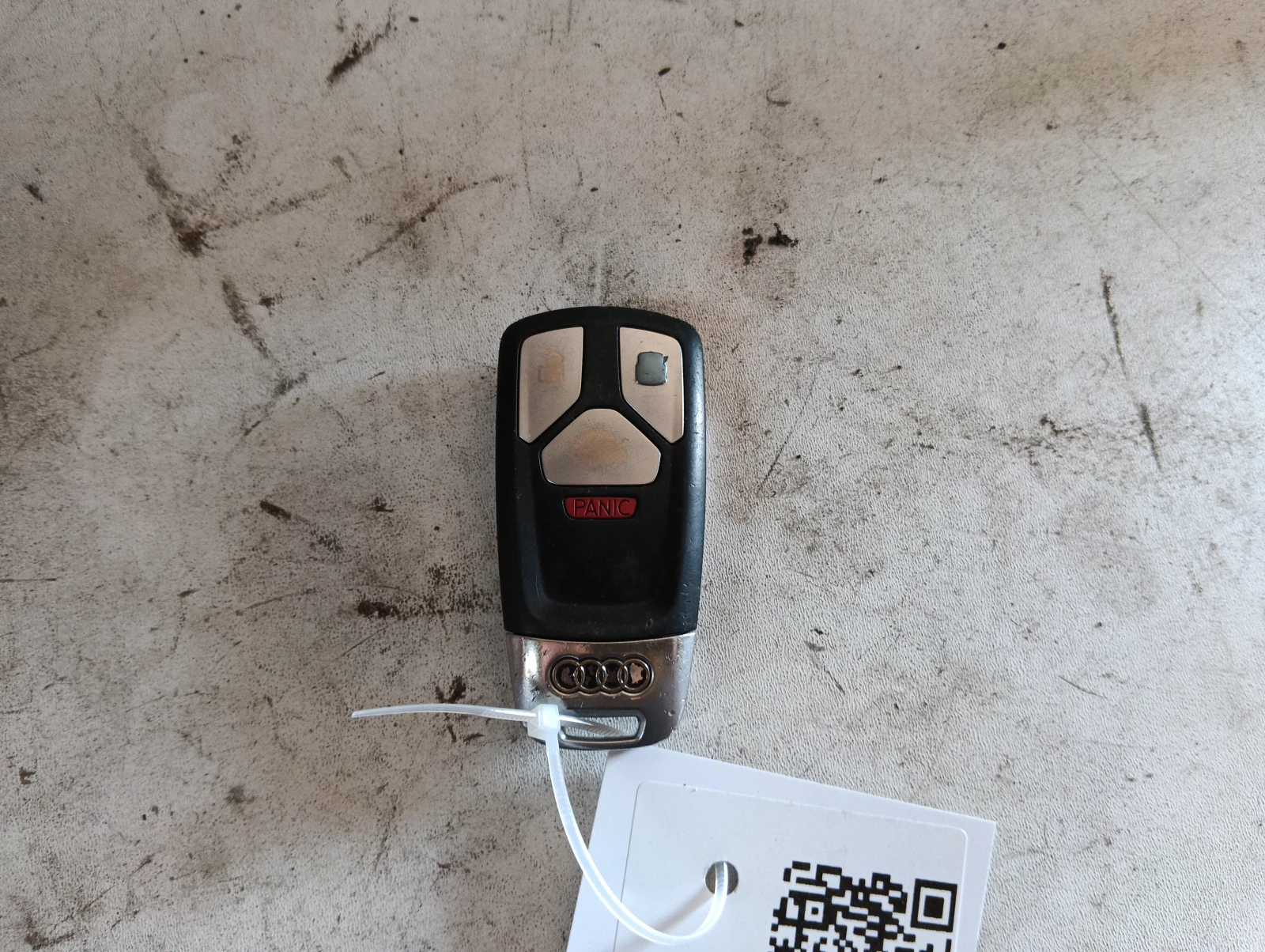 контактен ключ 4M0959754AK Audi A4