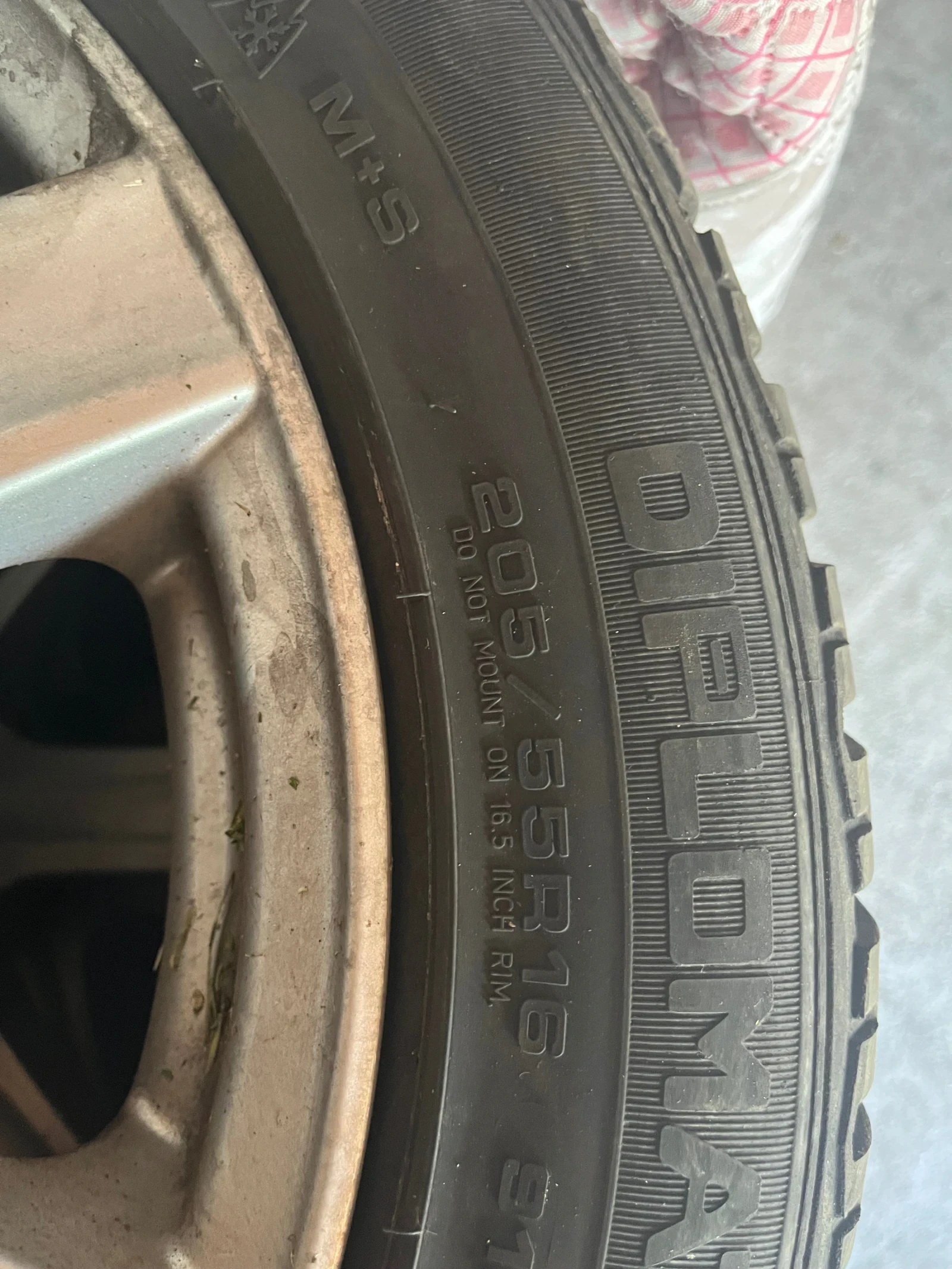 ���� � ������ 205/55R16 �� Toyota | Mobile.bg � ����������� 2