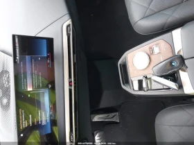 BMW iX xDrive50, снимка 11