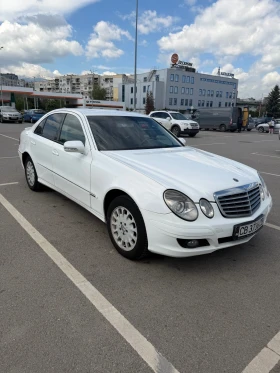 Mercedes-Benz E 200 CDI, снимка 1