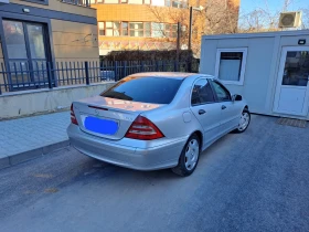 Mercedes-Benz C 220, снимка 3