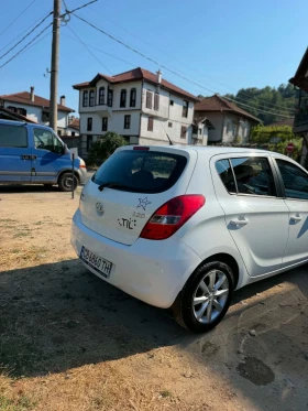 Hyundai I20, снимка 4