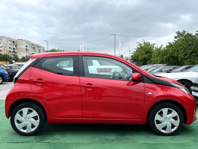 Toyota Aygo 1.0 , снимка 5 - Автомобили и джипове - 46009343