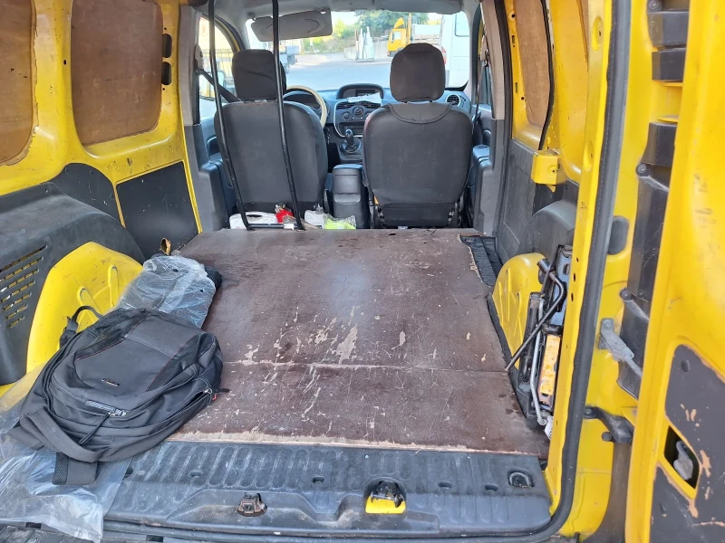 Renault Kangoo, снимка 7 - Автомобили и джипове - 47634744