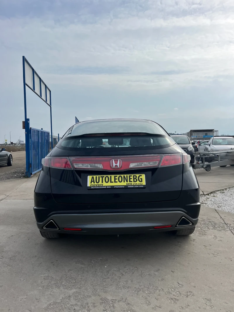 Honda Civic 1.4 i-vtec, снимка 4 - Автомобили и джипове - 48953976