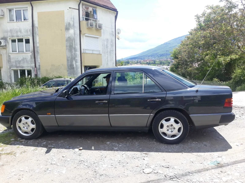 Mercedes-Benz E 200 Е200, снимка 7 - Автомобили и джипове - 50729163