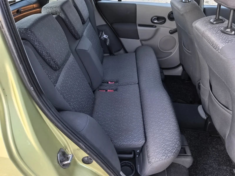 Renault Modus 1.2i , снимка 9 - Автомобили и джипове - 52214757