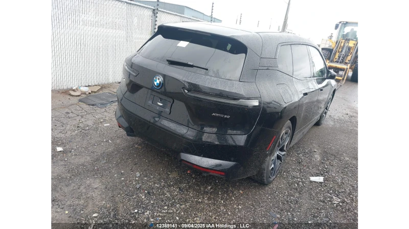 BMW iX 50 xDrive, снимка 3 - Автомобили и джипове - 52298554