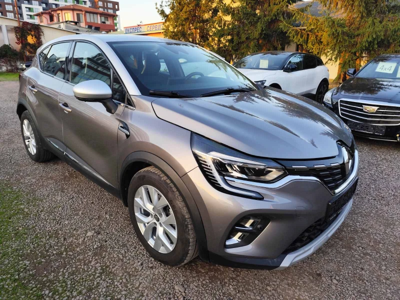 Renault Captur 1.3TCe Intens, 140кс., снимка 9 - Автомобили и джипове - 52442093