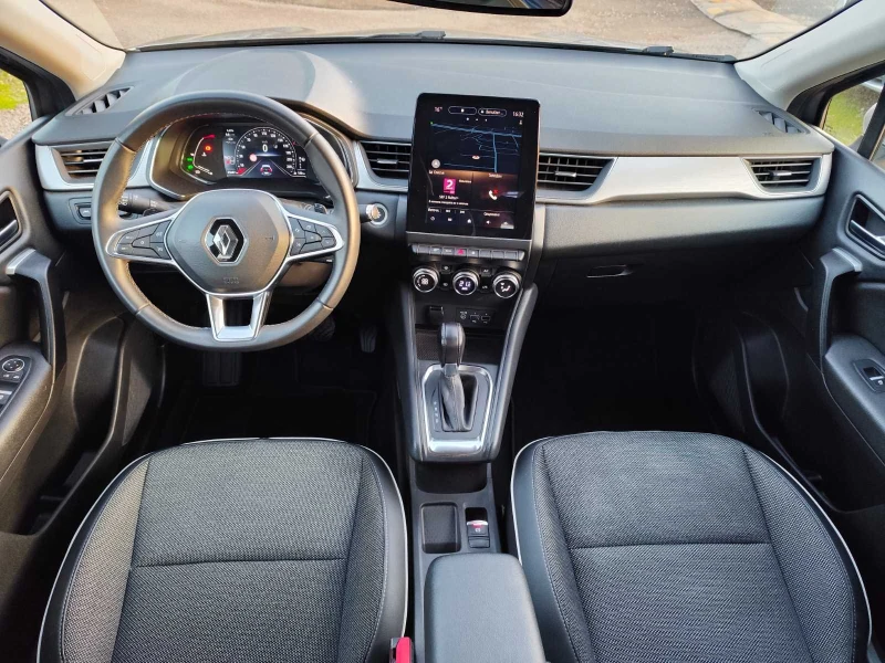 Renault Captur 1.3TCe Intens, 140кс., снимка 10 - Автомобили и джипове - 52442093