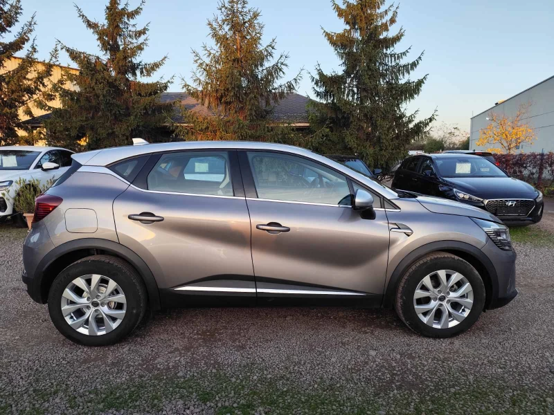 Renault Captur 1.3TCe Intens, 140кс., снимка 8 - Автомобили и джипове - 52442093