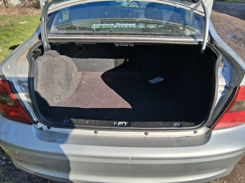 Opel Vectra 1.8 бензин Внос Германия Климатроник , снимка 9 - Автомобили и джипове - 52851593