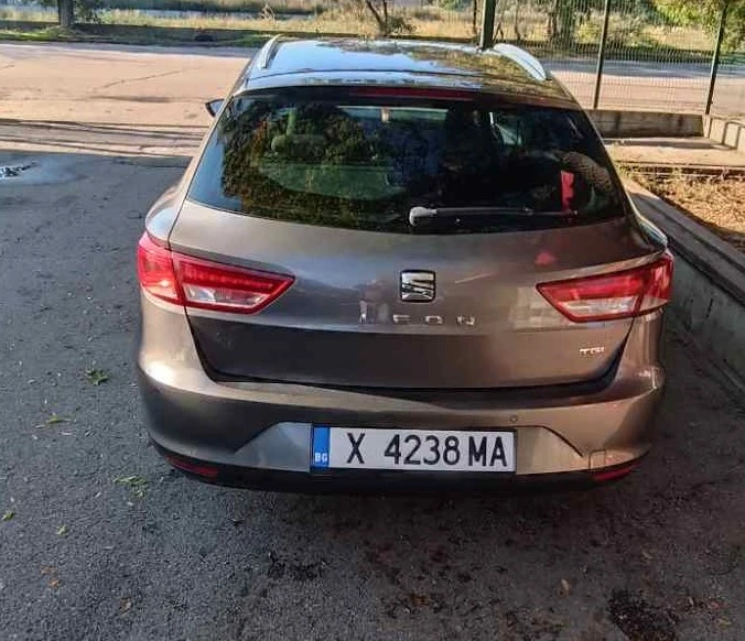 Seat Leon, снимка 2 - Автомобили и джипове - 56333983