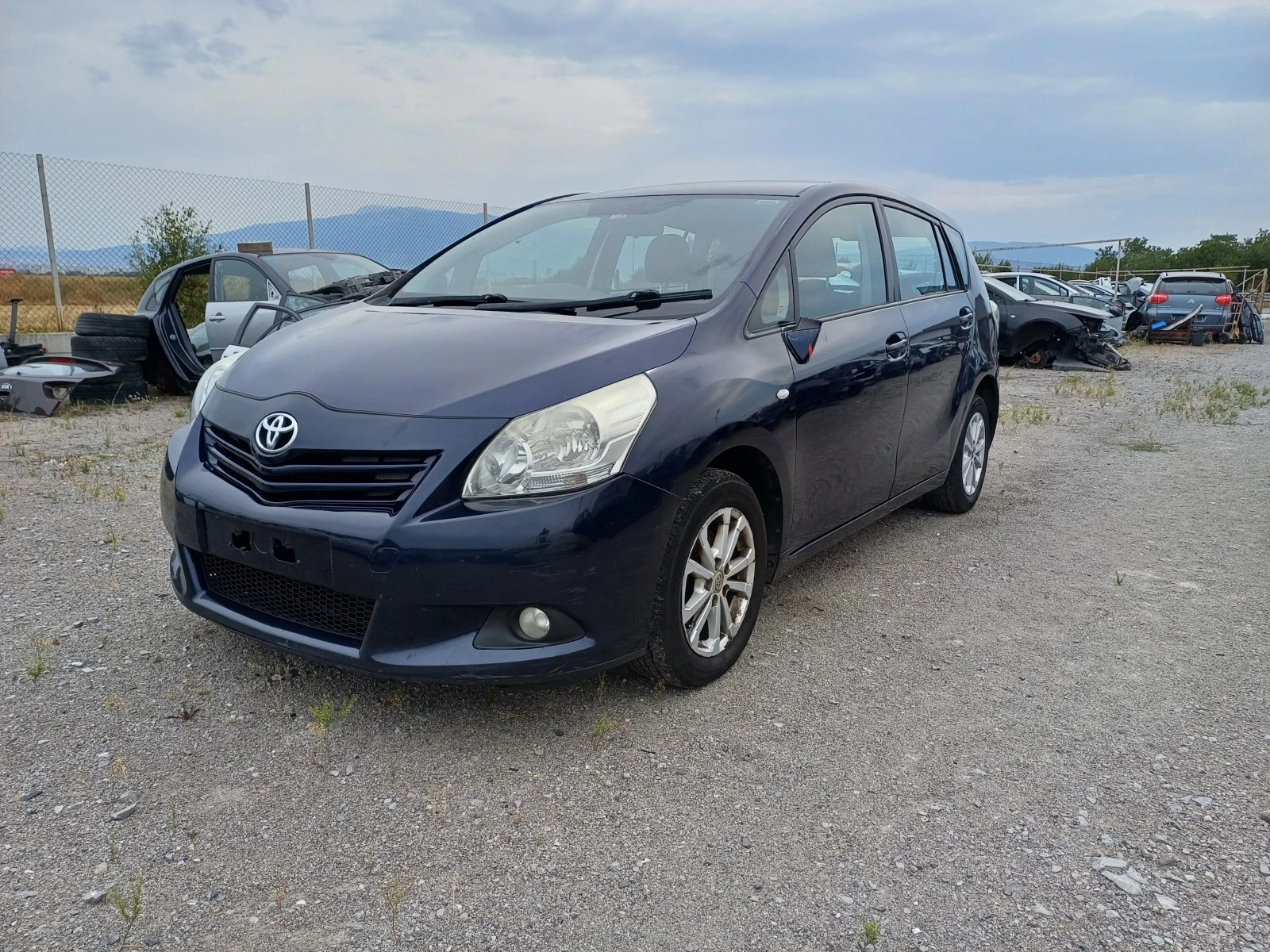 Toyota Verso 2.0d4d-126кс-на части - [1] 