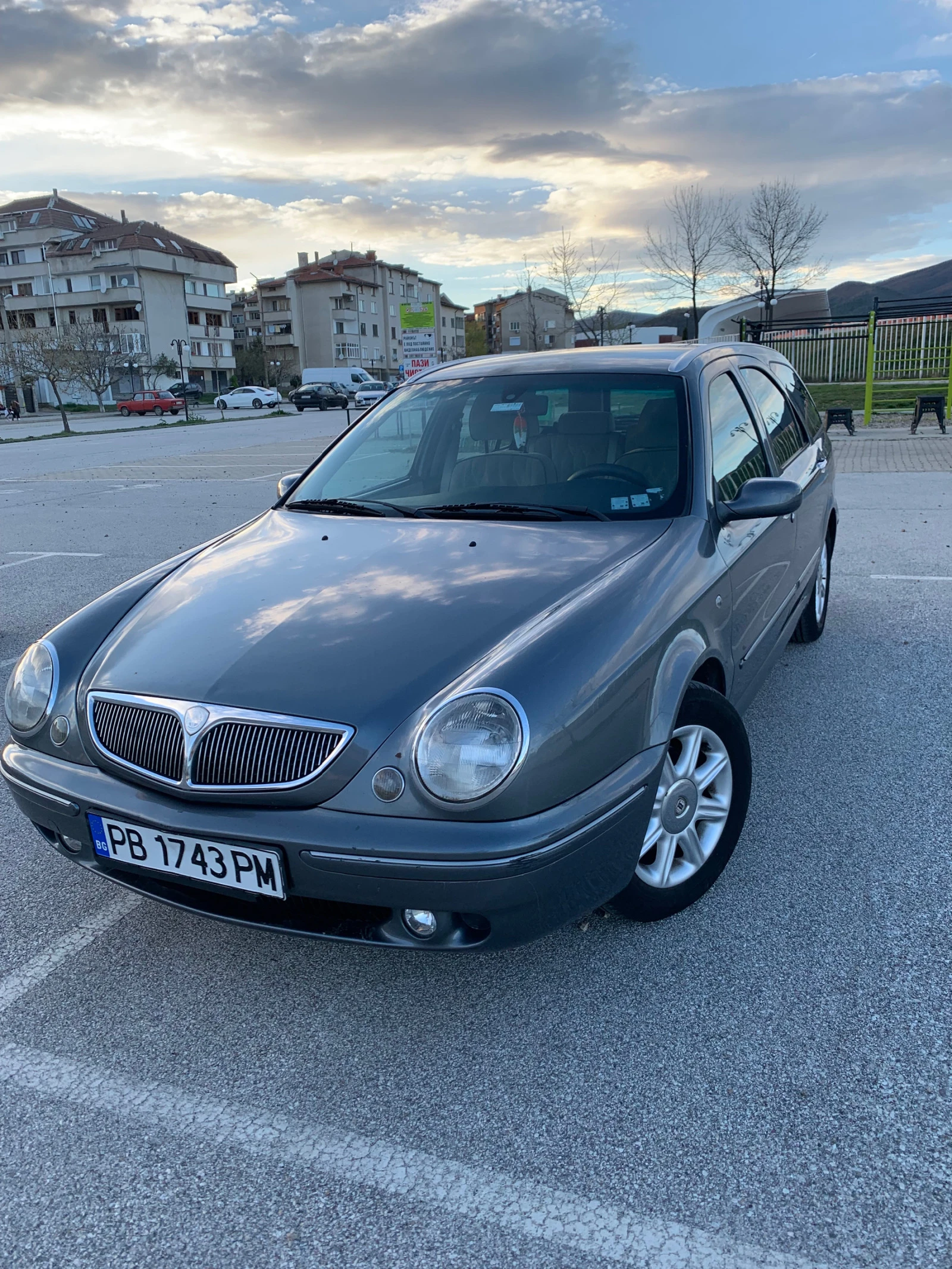 Lancia Lybra  - изображение 6