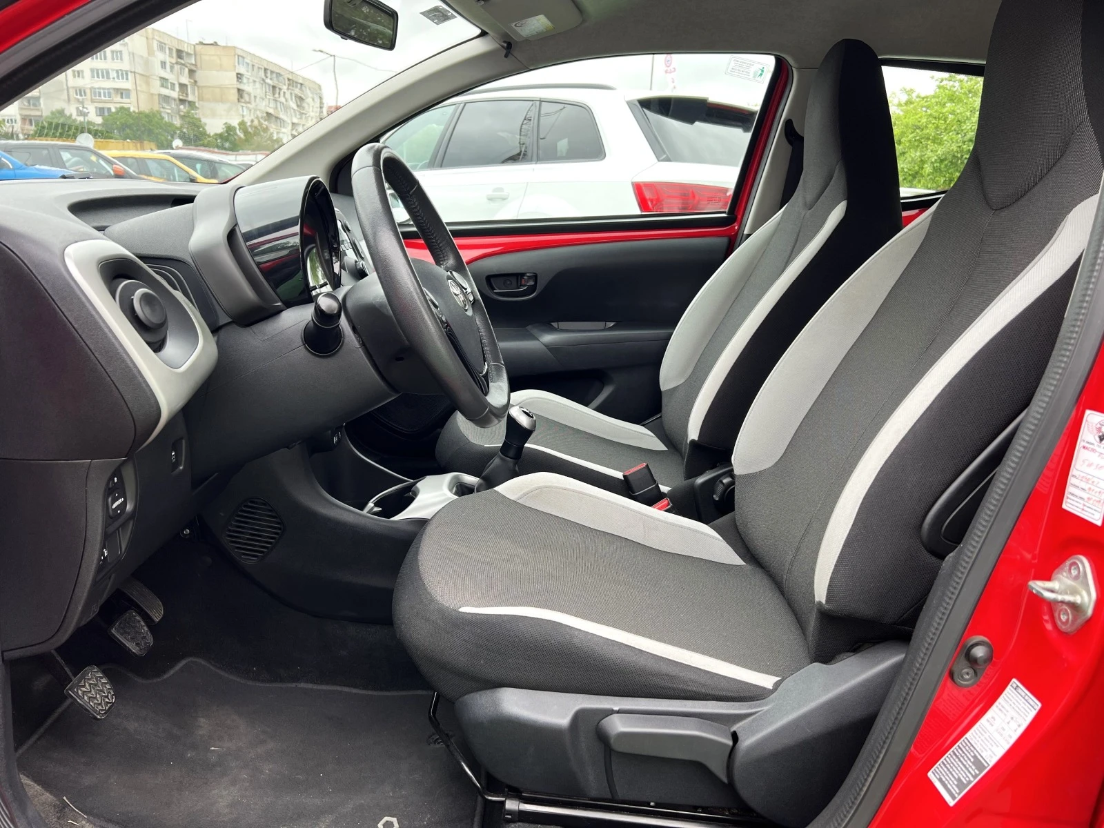 Toyota Aygo 1.0  - изображение 9