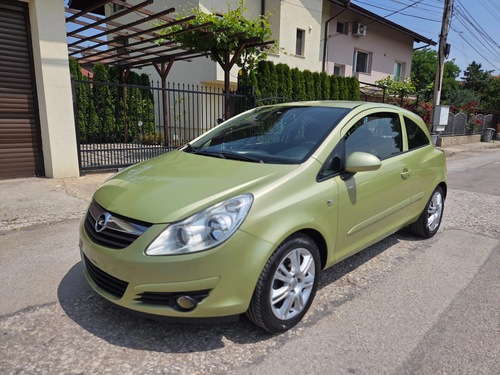 Opel Corsa 1.2i ОТЛИЧНА - изображение 3