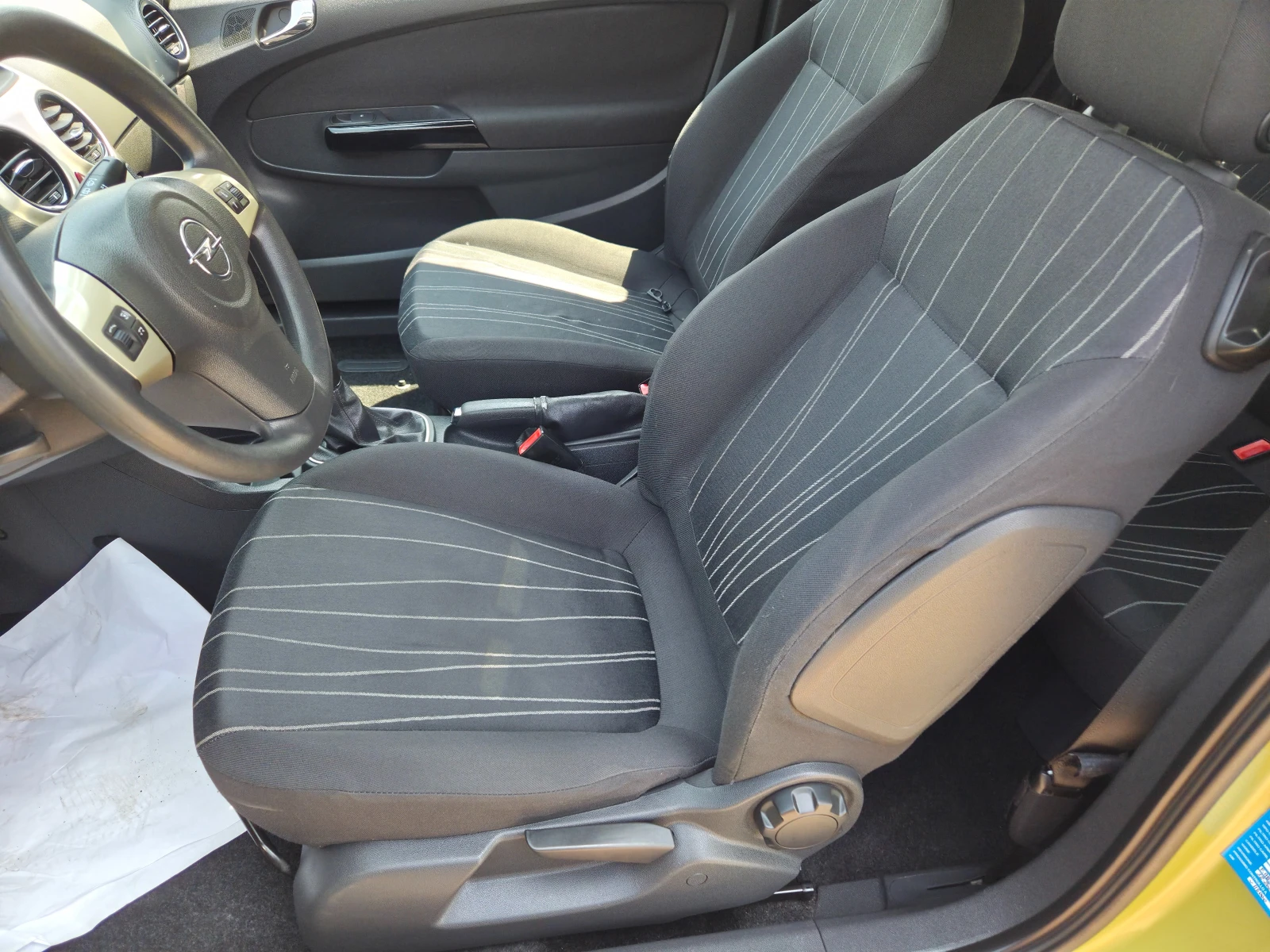 Opel Corsa 1.2i ОТЛИЧНА - изображение 7
