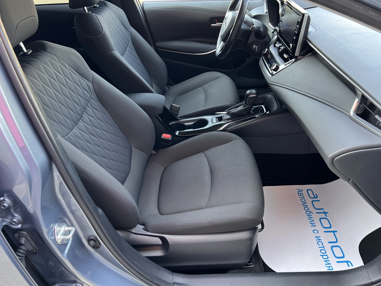 Toyota Corolla EXECUTIVE PLUS/1.6VVT-I/132k.c./CVT - изображение 8