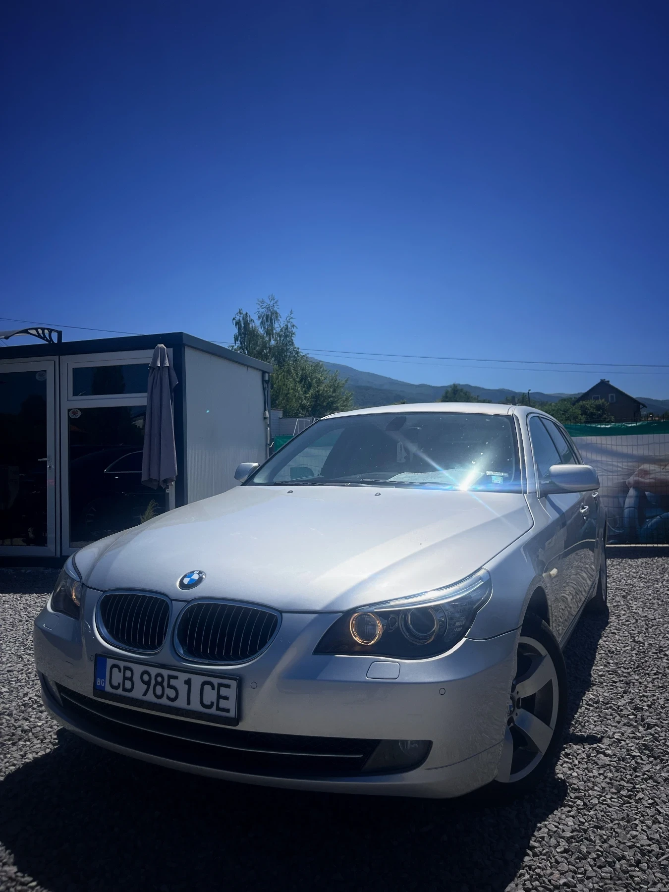 BMW 530 X-DRIVE* FACELIFT* TEMPOMAT * ПЕРФЕКТНО СЪСТОЯНИЕ  - изображение 3