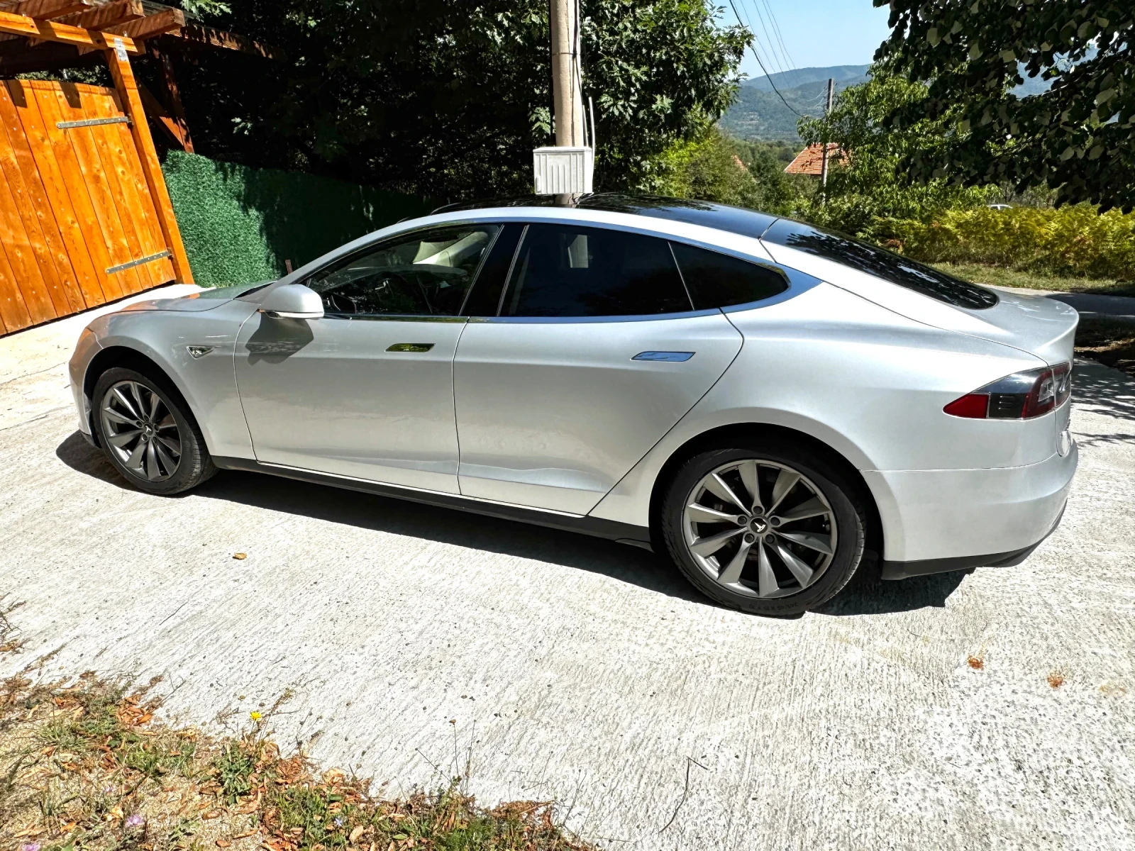 Tesla Model S 85 Free Super Charging  - изображение 8