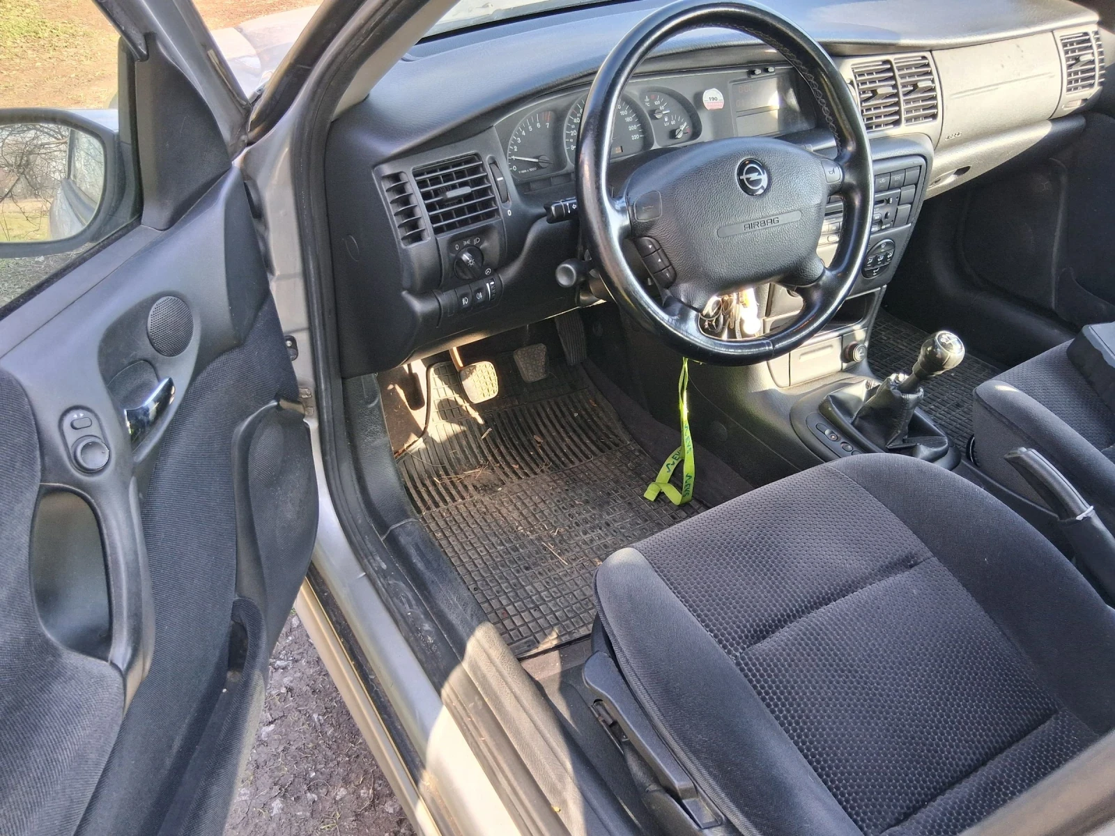 Opel Vectra 1.8 бензин Внос Германия Климатроник  - изображение 5