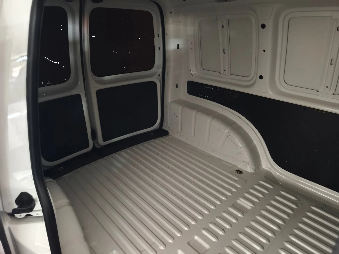 VW Caddy Kasten TDI BMT | Mobile.bg � ����������� 10
