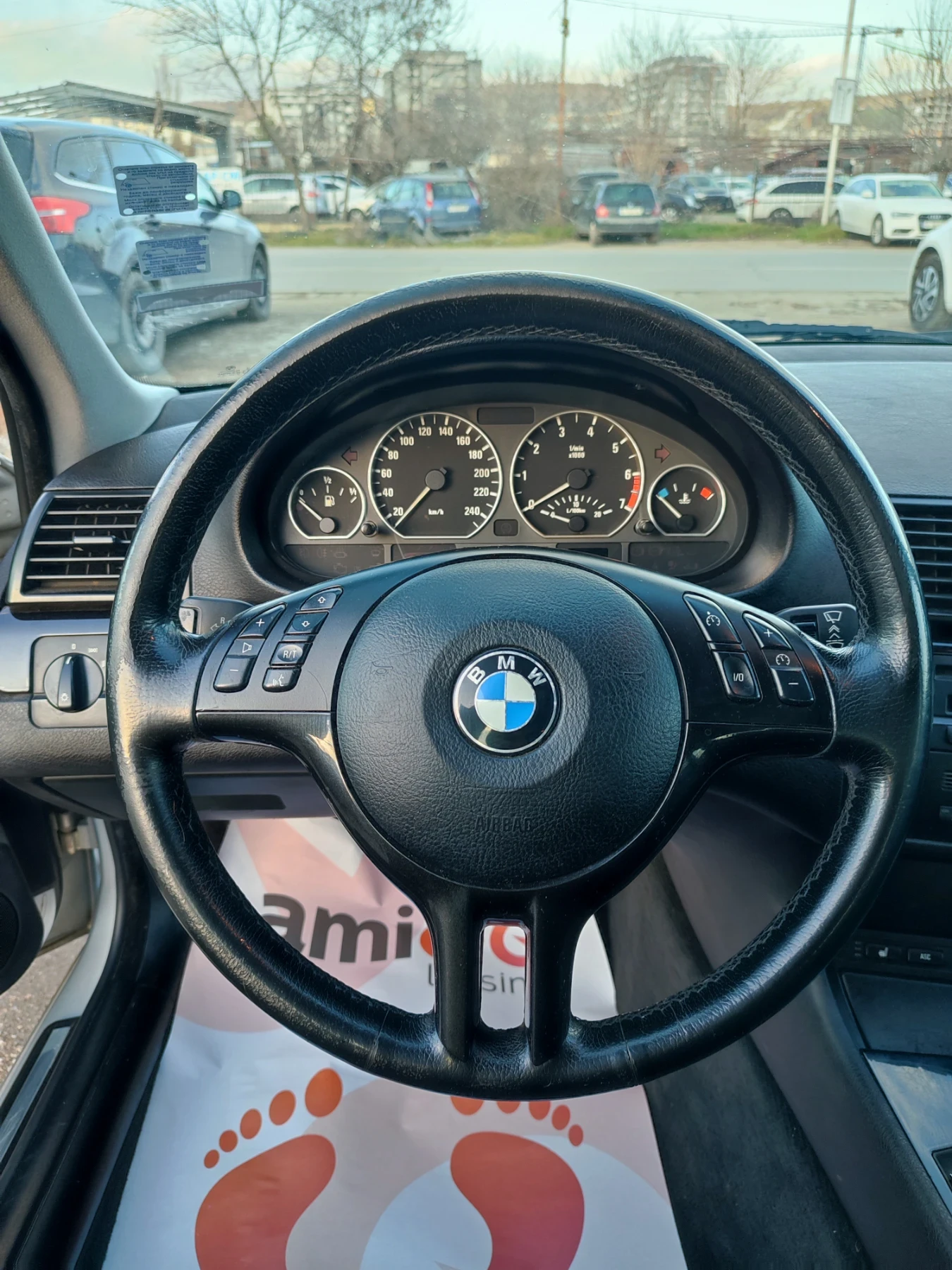 BMW 320 2.0i АВТОМАТИК/КОЖА/АВТОПИЛОТ - изображение 10