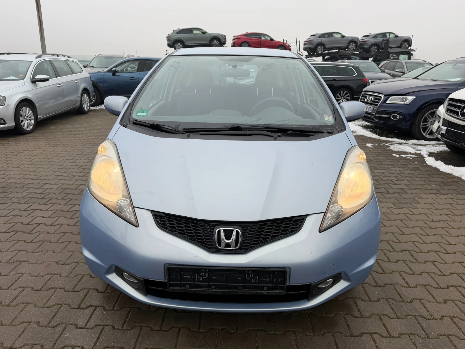 Honda Jazz 1.4i EURO 4 - изображение 3