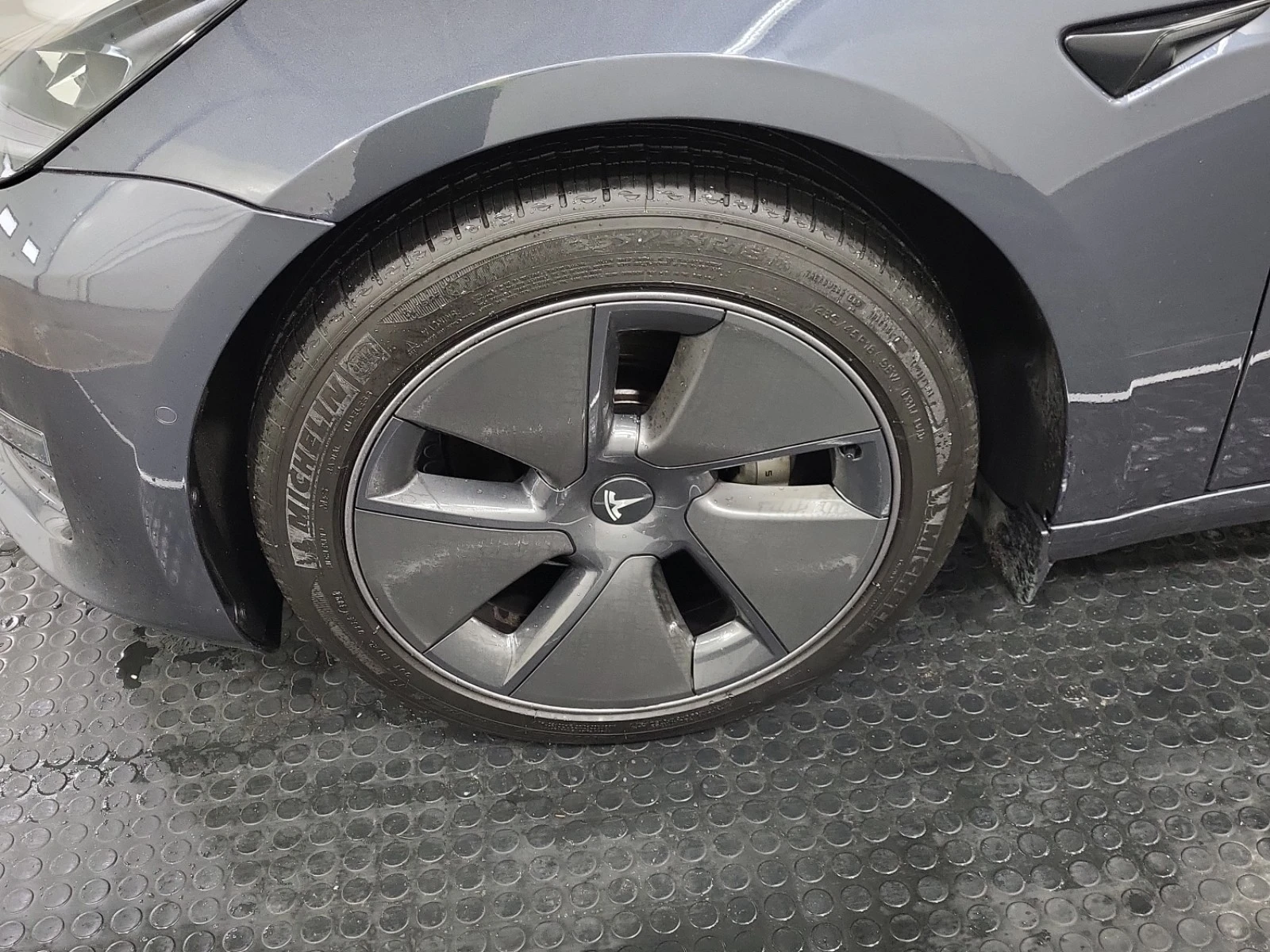 Tesla Model 3 AWD - изображение 6