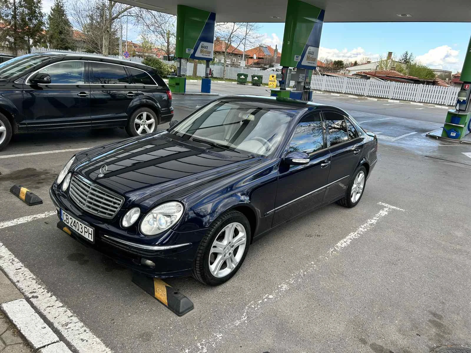Mercedes-Benz E 280 3.0  V6 CDI 7g-tronic, снимка 2 - Автомобили и джипове - 53715449