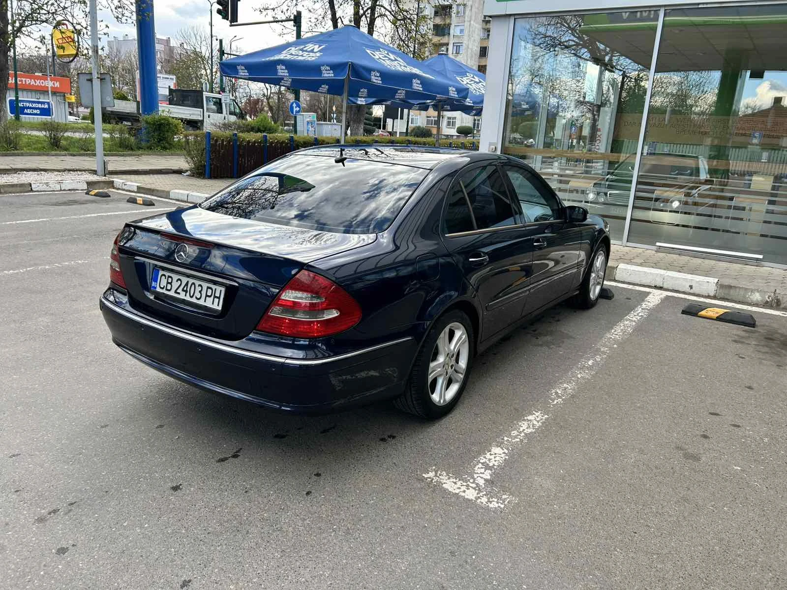 Mercedes-Benz E 280 3.0  V6 CDI 7g-tronic, снимка 6 - Автомобили и джипове - 53715449