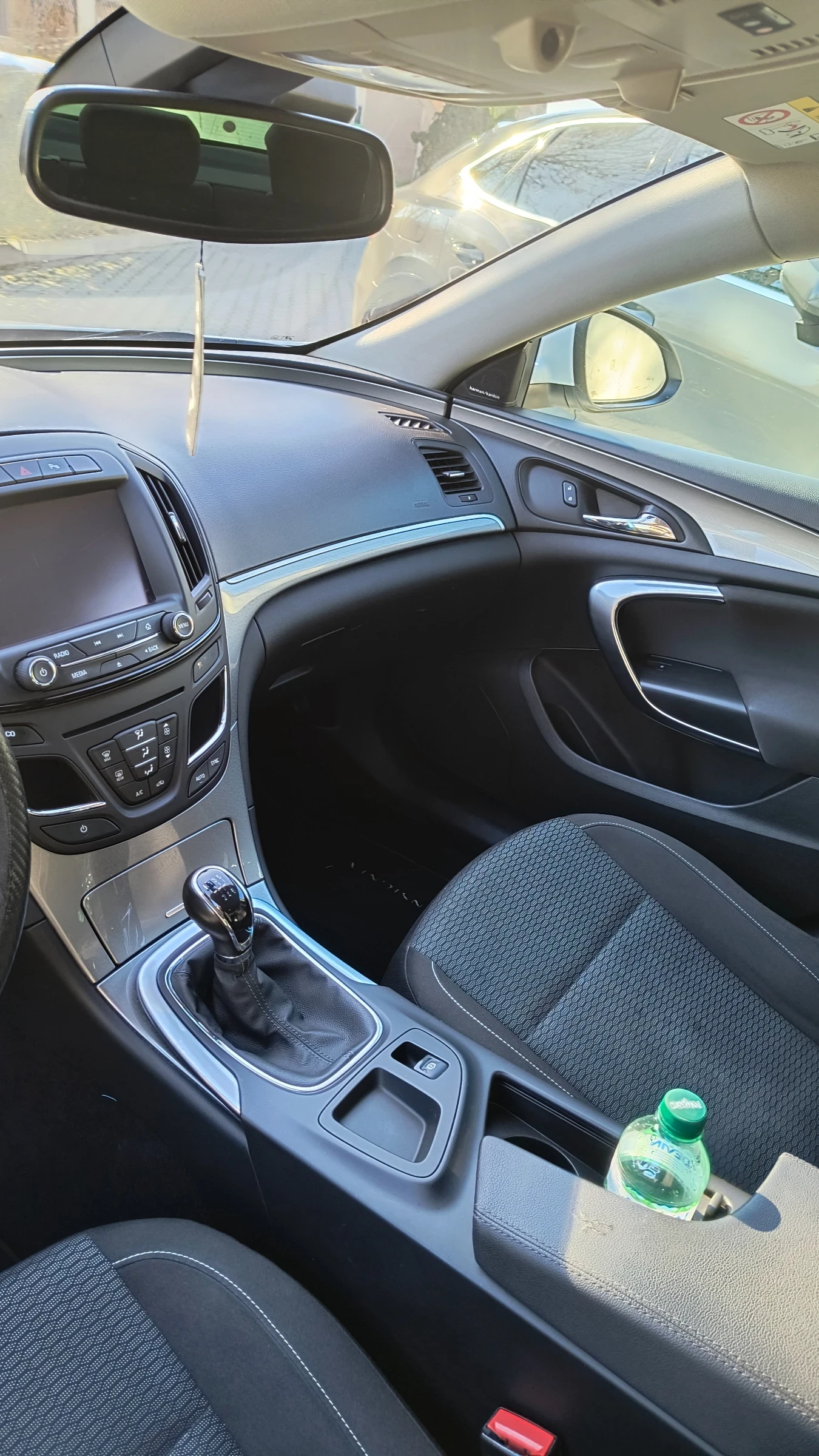 Opel Insignia, снимка 3 - Автомобили и джипове - 53811202