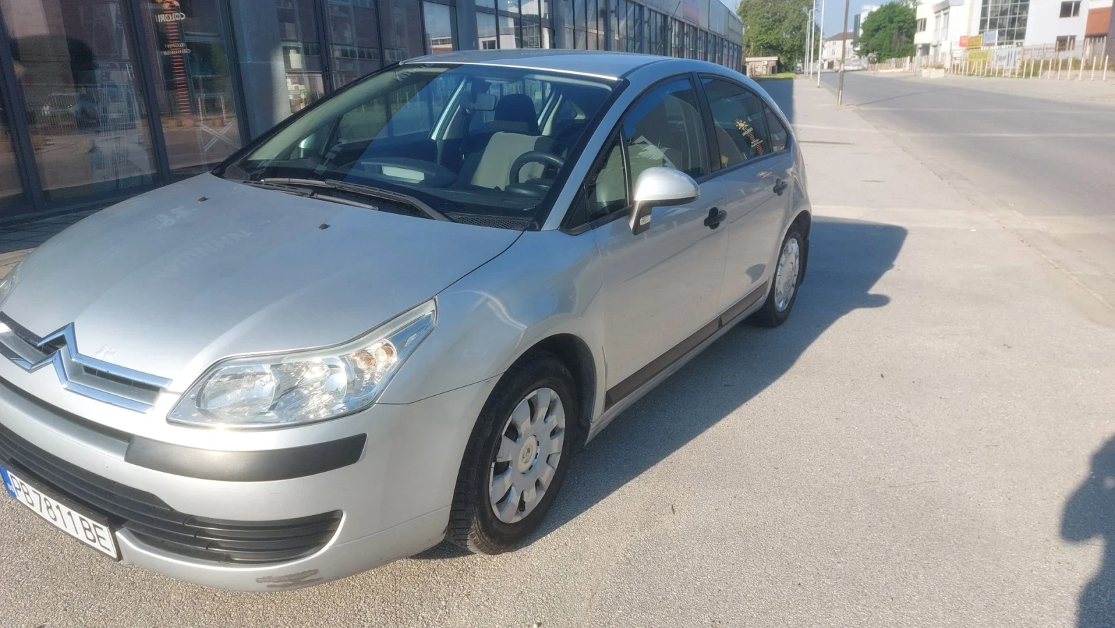 Citroen C4 1.4i, снимка 2 - Автомобили и джипове - 54251075