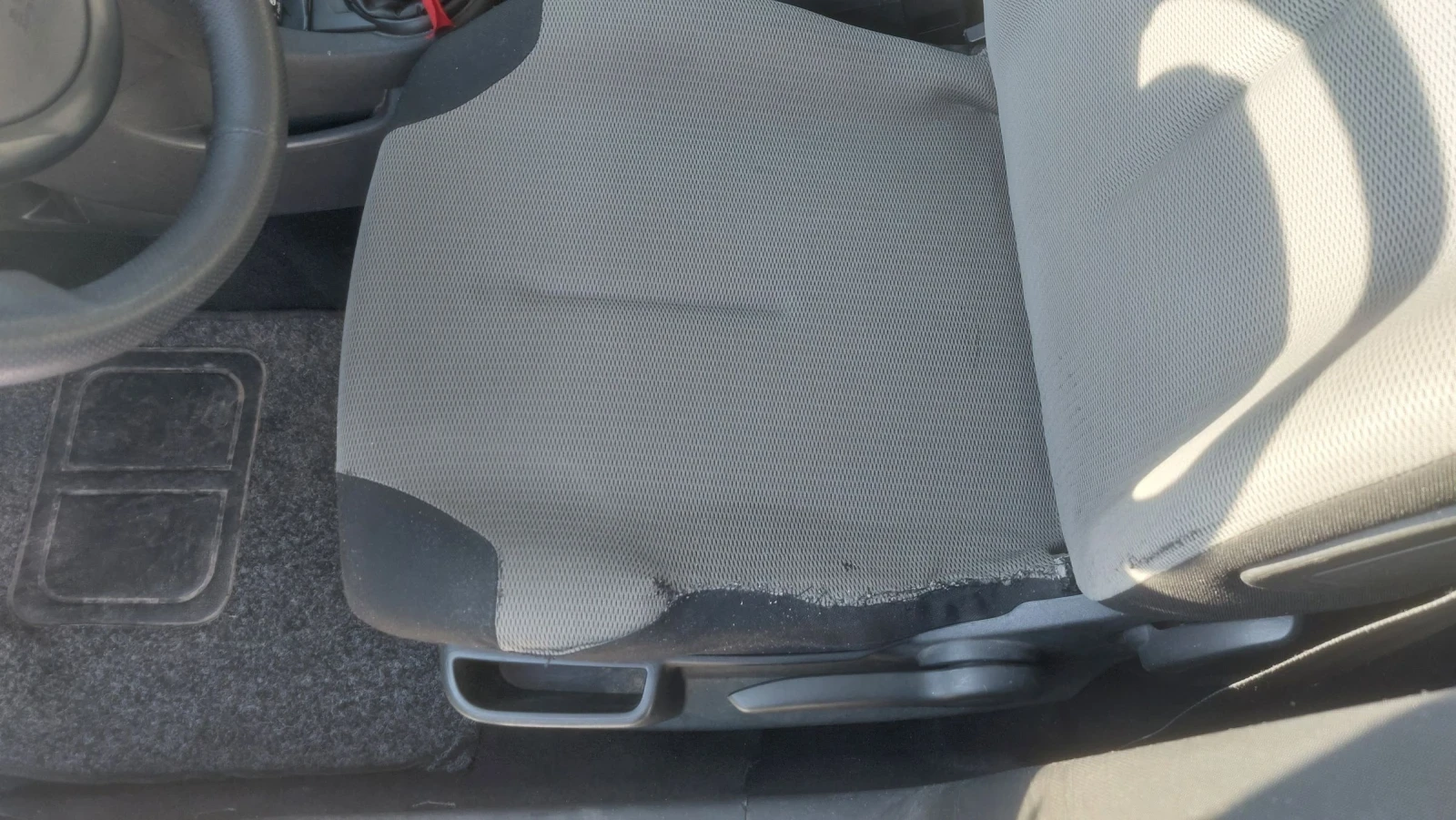 Citroen C4 1.4i, снимка 8 - Автомобили и джипове - 54251075