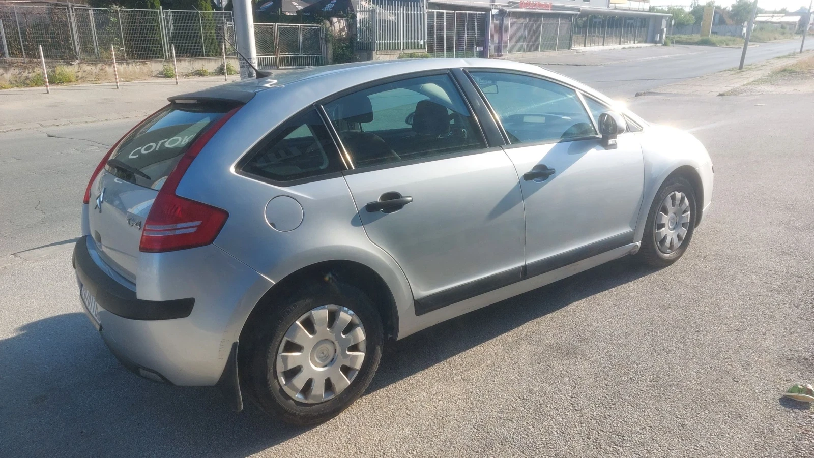 Citroen C4 1.4i, снимка 4 - Автомобили и джипове - 54251075